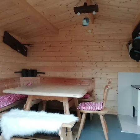 Nyaraló Plattenstein Untermitterdorf